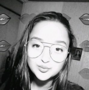 Meet your Posher, Mireya